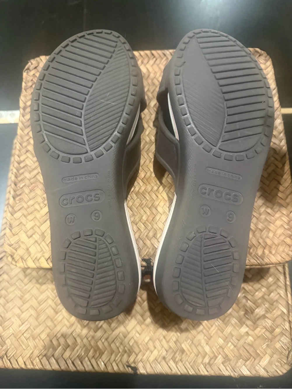 CROCS Women's Slide Sandals in Black Straps and Light Pink Footbed